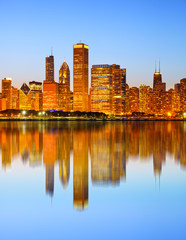 Naklejka premium Miasto Chicago USA, zachód słońca kolorowe panoramę panoramę