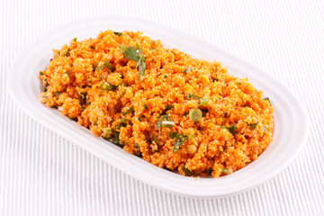 Kisir, Bulgur salad with tomato paste, parsley and onion 