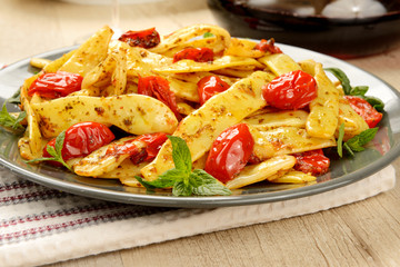 Contorno di fagioli con pomodori