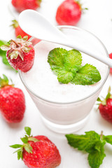 Strawberry yoghurt