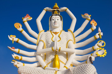 Obraz premium Big Guan Yin statue at Wat Plai Laem Temple, Koh Samui, Thailand