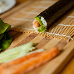 sushi składnik przygotowanie - obrazy, fototapety, plakaty
