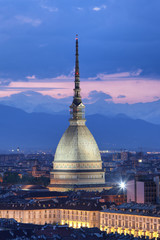 Mole Antonelliana di notte (verticale), Torino (Piemonte) - obrazy, fototapety, plakaty