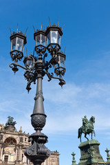 Fototapeta na wymiar street lantern in Dresden