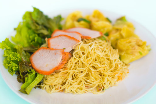 thai yellow noodle isolate[close up]