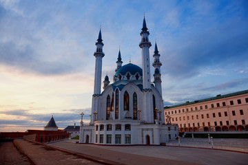 Naklejka premium Qol Sharif mosque in Kazan, Russia in the evening