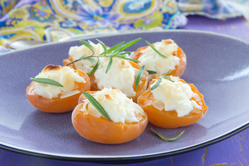 Baked apricots with mascarpone and almonds.