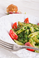 noodles with spinach
