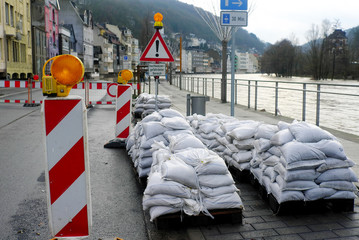 Sandsäcke gegen Hochwasser