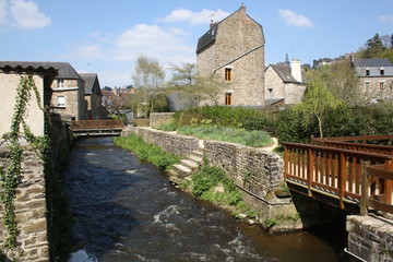 la rivière le nançon à Fougères