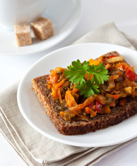 Fototapeta premium Wholegrain bread with vegetables