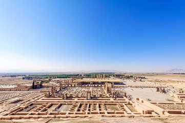 Obraz premium Scenic view of the Tachara Palace in Persepolis, Shiraz, Iran.