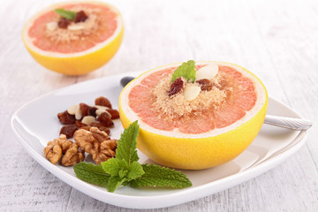 Fototapeta na wymiar appetizer, grapefruit