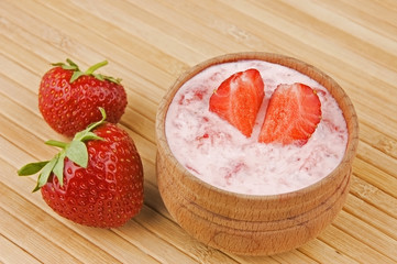 Homemade facial mask of strawberry and cream
