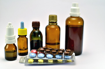 the plate with tablets and cans