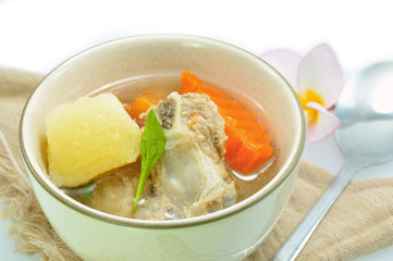 Pork ribs and vegetable soup