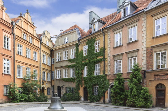 The Kanonia street  in Warsaw Old Town