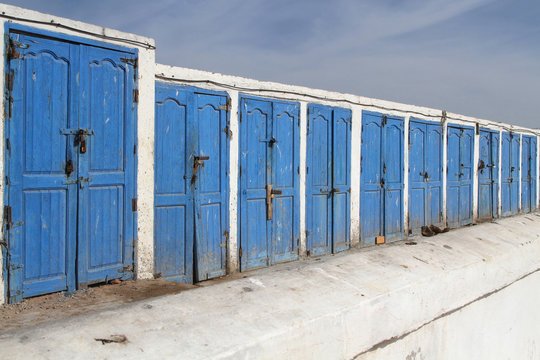 Cabine de pecheurs sur le port d'Essaouira