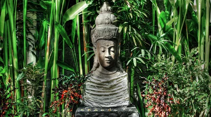 Foto auf Leinwand Balinesische Statue © Cyril PAPOT