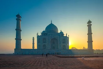 Fotobehang Taj Mahal bij zonsopgang, Agra, India © javarman