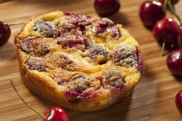 Organic Cherry Cobbler Cake