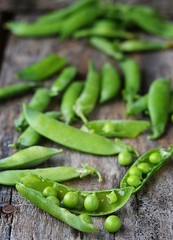 fresh green peas