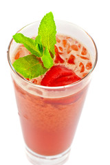 strawberry cold tea