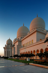 Sheikh Zayed Grand Mosque, Abu Dhabi is the largest in the UAE
