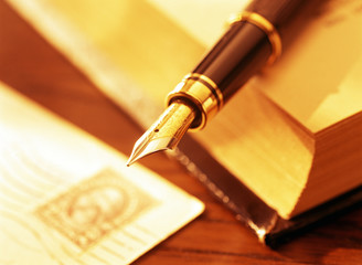 fountain pen and postcard