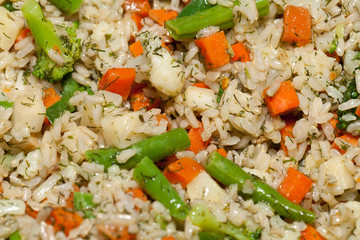 the healthy diet - brown rice with vegetable
