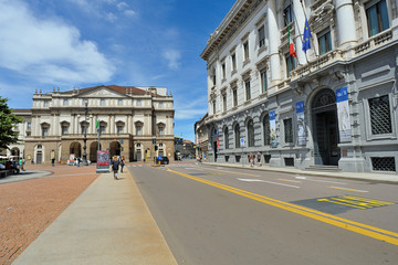 Fototapeta na wymiar Mediolan - Teatro alla Scala - włoski Galerie