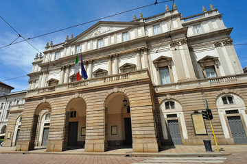 Fototapeta na wymiar Mediolan - Teatro alla Scala