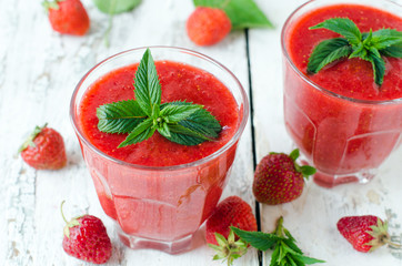 .Berry smoothie