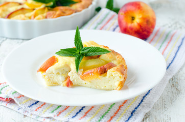 Cottage cheese pie with peaches