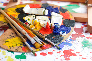 Obraz premium Paints and brushes