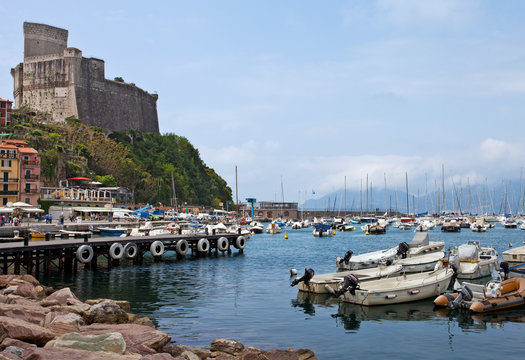 Porto di Sarzana, Italia