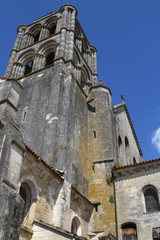 Fototapeta na wymiar Abbaye Sainte Marie Madeleine à Vézelay