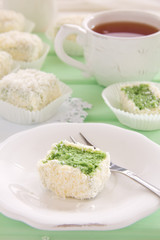 Cakes 