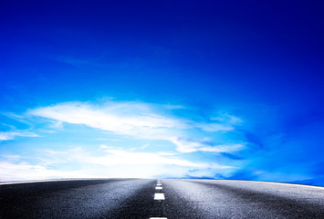 la strada cerso il cielo