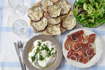 Italienischer Mittagstisch - Table Setting