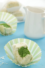 Cakes 