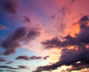 Fototapeta premium Beautiful fiery sunset, the evening sky in the fire