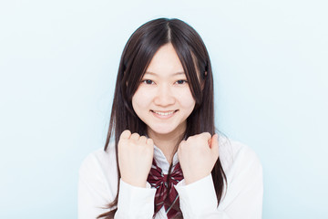 笑顔の女子学生