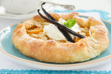 Homemade pie with apricots and almonds.