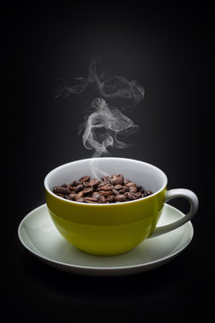 Kaffeetasse-Bohnenkaffee-Becher