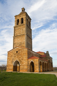 Iglesia de Santiago en piedra