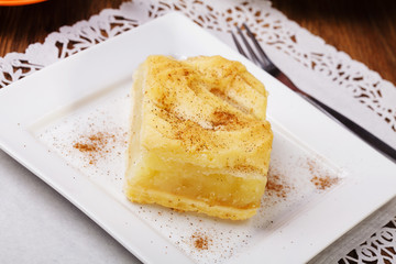 Delicious apple pie with whipped cream,