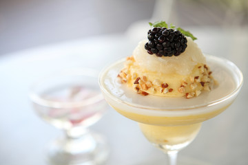 mango mousse cake