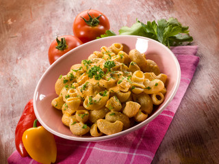 pasta  with pepper cream sauce