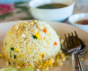  fried rice with egg and spring onion